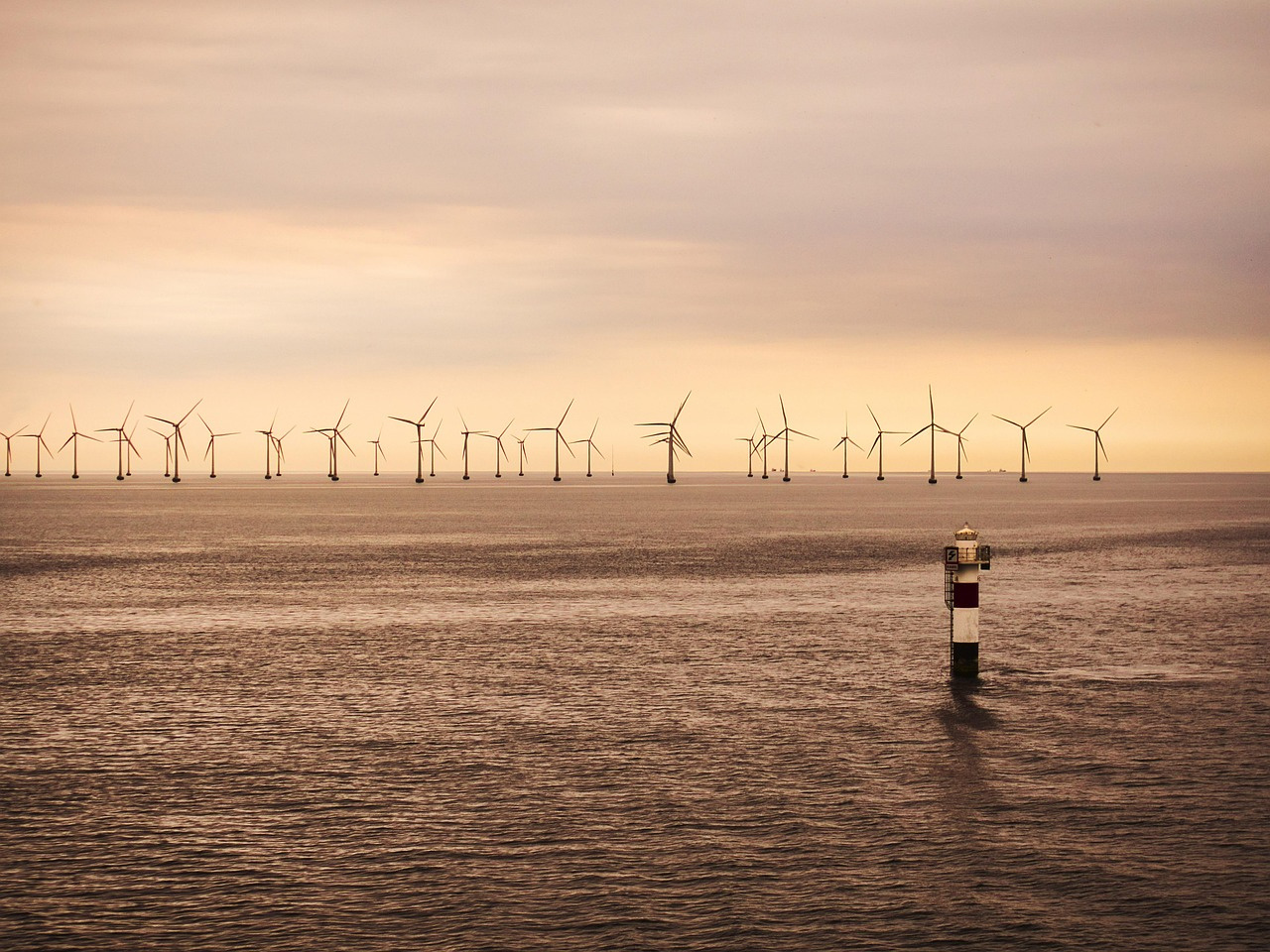 Remaniement majeur dans l&rsquo;&eacute;nergie &eacute;olienne offshore : les g&eacute;ants de l&rsquo;industrie suspendent leurs op&eacute;rations, l&rsquo;avenir de 30 GW de projets est incertain