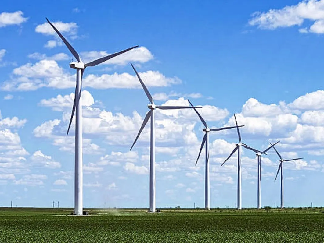 Les Pays-Bas vont fournir &agrave; l'Ukraine 800 &eacute;oliennes d'occasion : des unit&eacute;s am&eacute;lior&eacute;es pour servir encore 20 ans